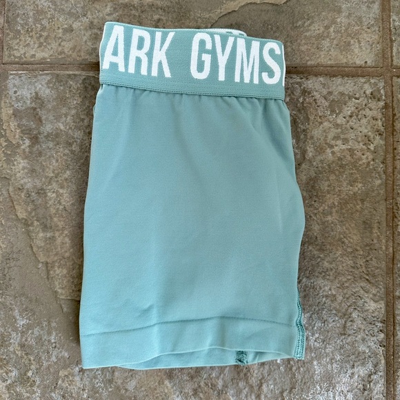 Gymshark Seamless Shorts - Picture 1 of 6